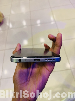 Infinix hot 60i /(used)